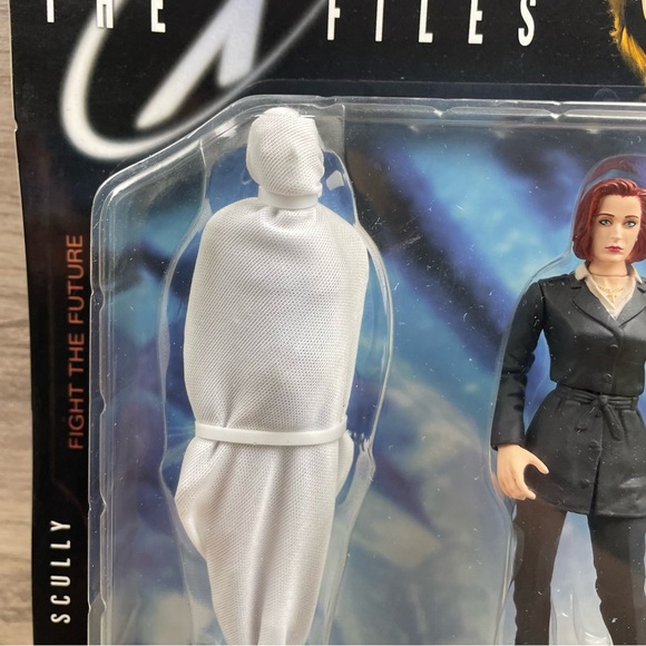 The X-Files Agent Dana Scully & Corpse 1998 Action Figure by McFarlane Toys USA - Picture 3 of 9